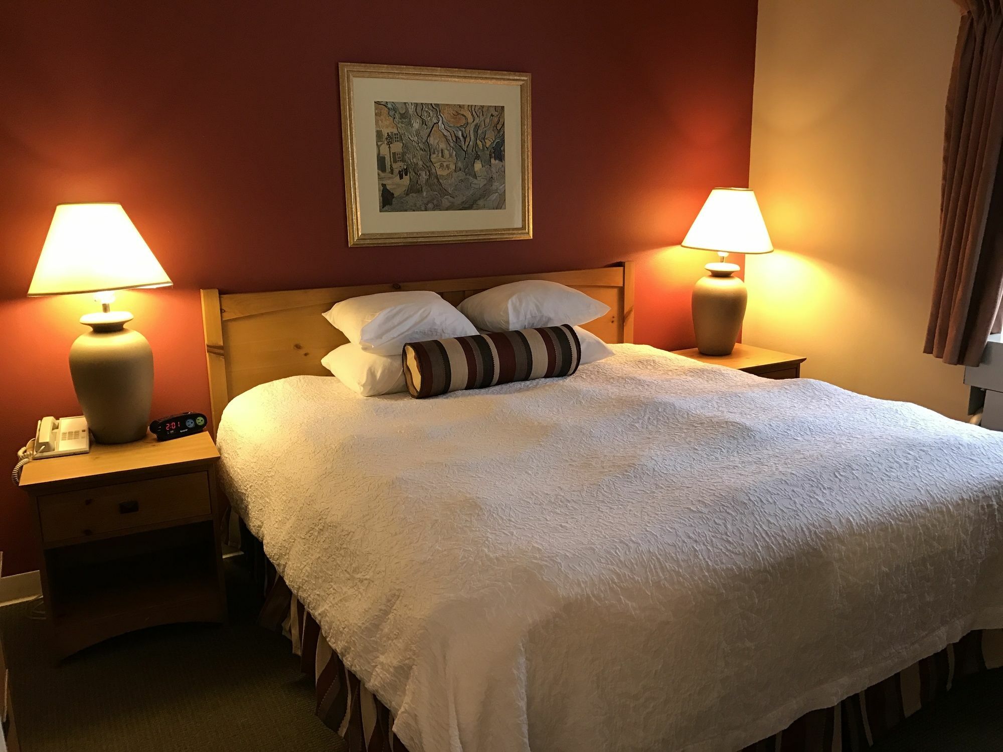 Cresthill Suites Suny University Олбани Экстерьер фото